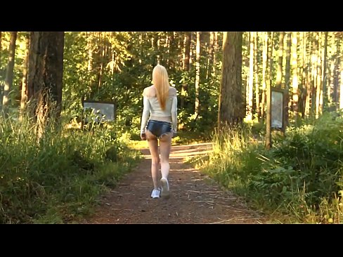❤️ Wanita cantik bergerak perlahan, bukan video telanjang ❤️❌ Video seks di id.pornhills-com.ru