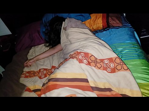 ❤️ Anak tiri memarahi ibu tirinya yang masih muda saat dia tidur. ❤️❌ Video seks di id.pornhills-com.ru